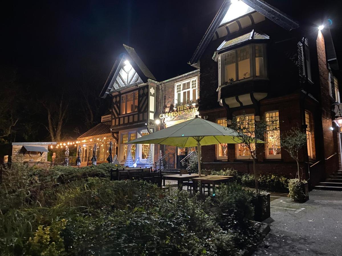 The Lodge At Carlton Tavern Free Parking York Exteriör bild
